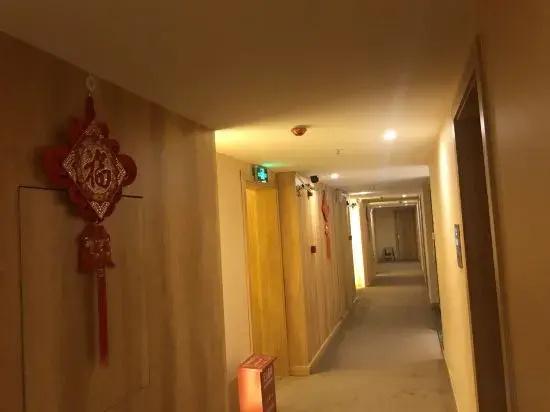 Pu'er Yingtian Hotel