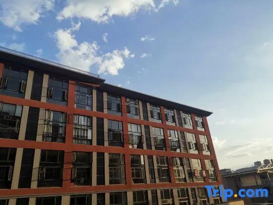Roomme Boutique Apartment (Pu'er Central Branch)
