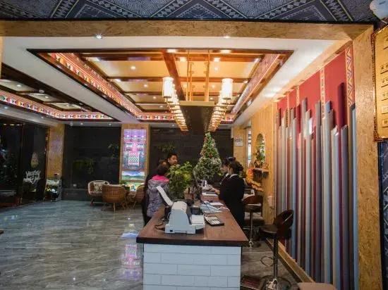 Lancang Chashan Spring Rain Hotel