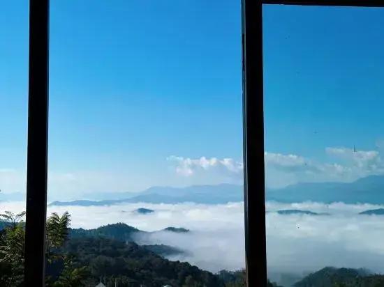 Mangjing Layuan Inn