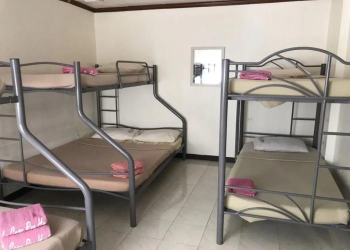 La Casa Roa Hostel