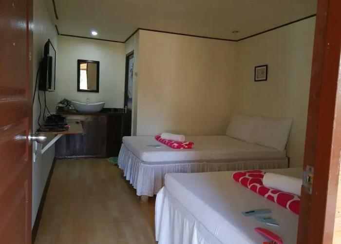 Paniman Bay lodge