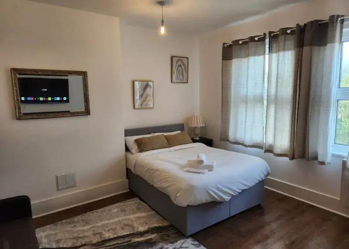 Immaculate 1-bedroom in Greenhithe