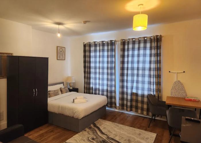 Immaculate 1-bedroom in Greenhithe