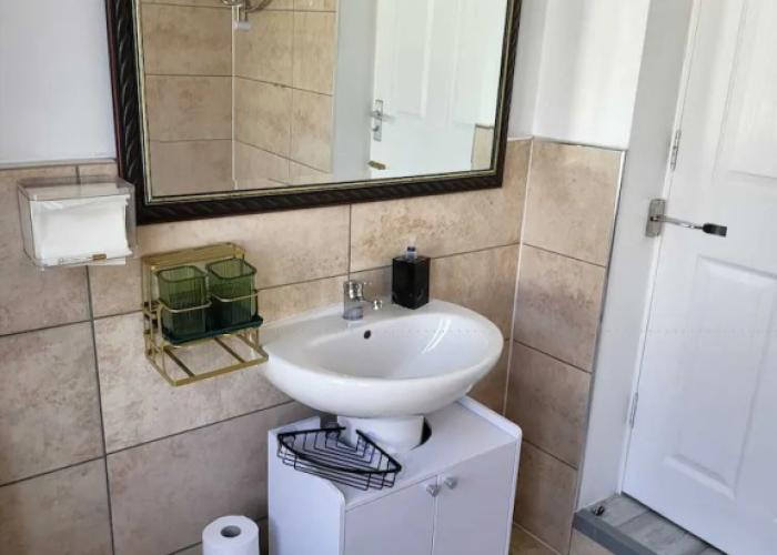 Lovely Double Room in a Flat