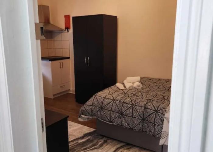 Studio in Greenhithe