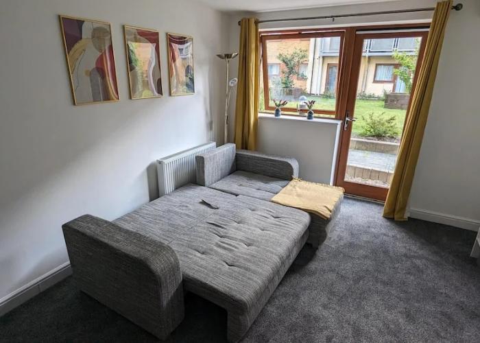 Greenhithe Flat-kent- 20 Mins to London-petsok