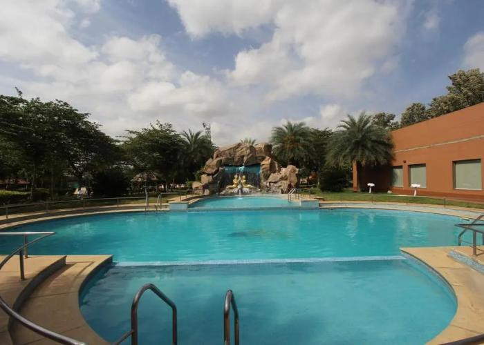 Golden Amoon Resort