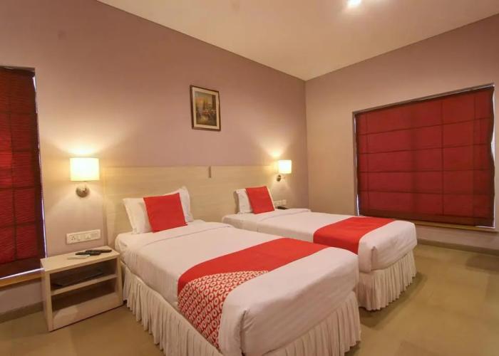 Golden Amoon Resort