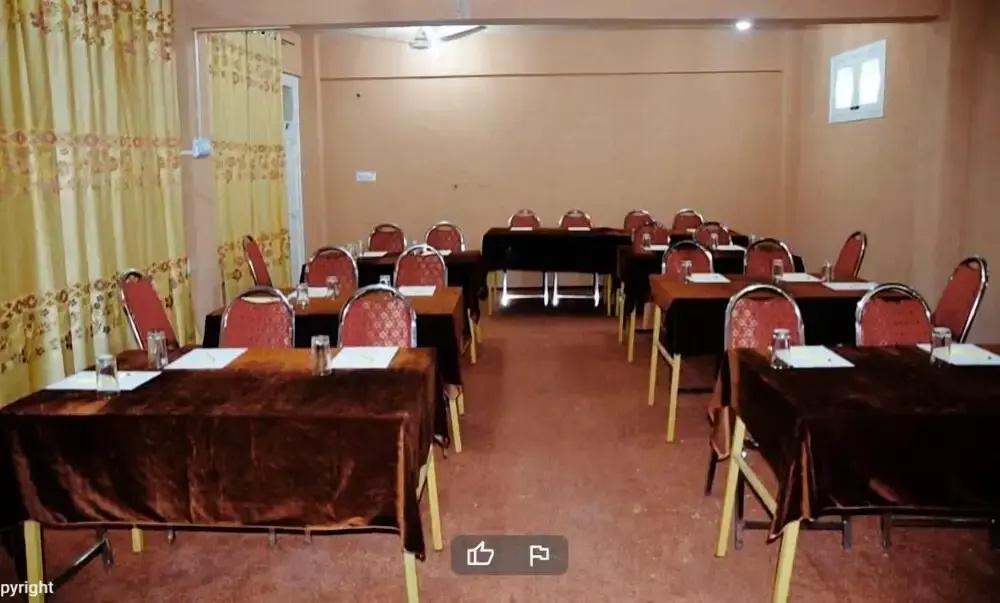 фото Capital Lodge Gilgit