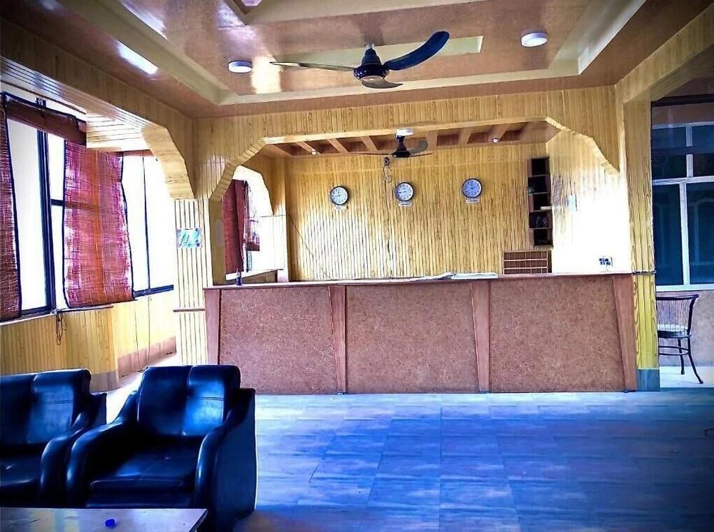 фото Capital Lodge Gilgit