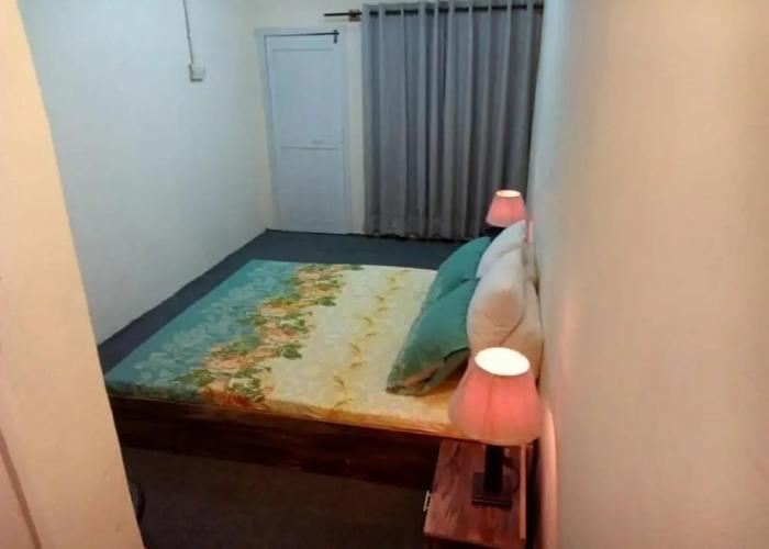Cross Roads Hotel