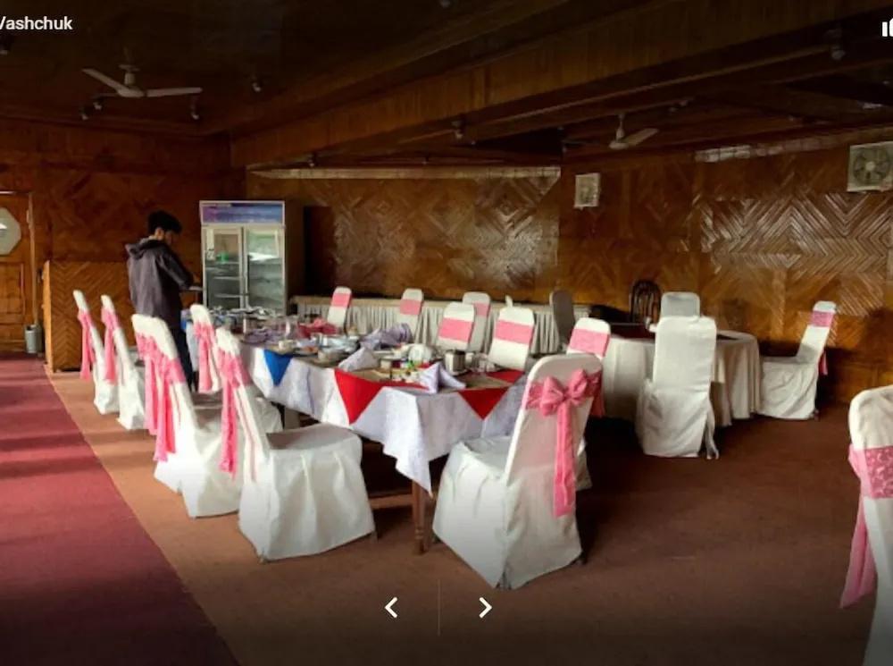 фото Gilgit Embassy Lodge