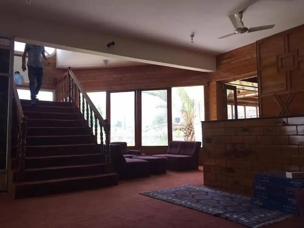фото Gilgit Embassy Lodge