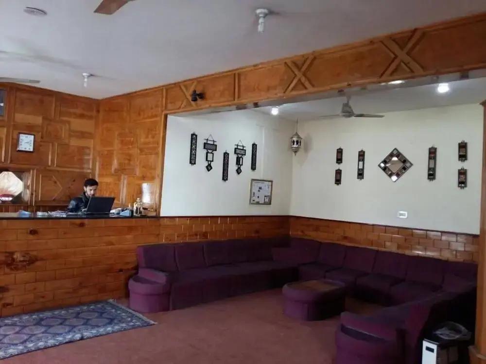 фото Gilgit Embassy Lodge