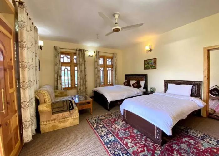 Blossom Guest House Gilgit