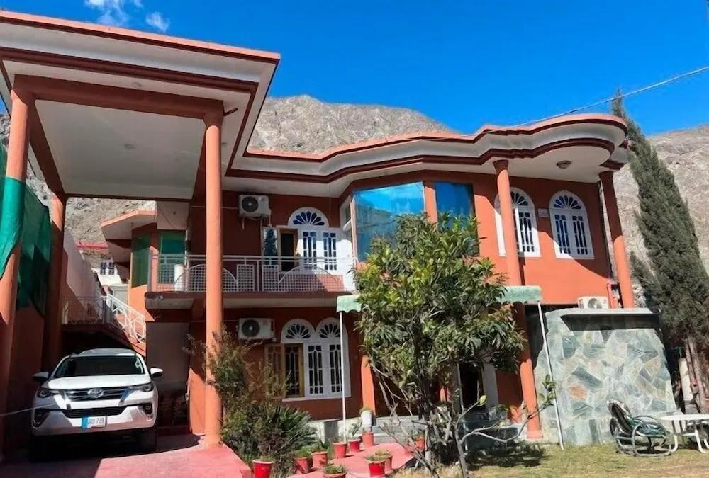 фото Royal Guest House Gilgit