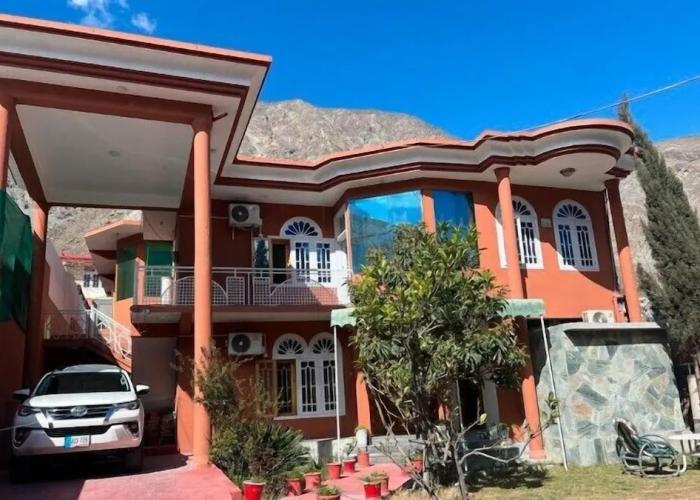 Royal Guest House Gilgit