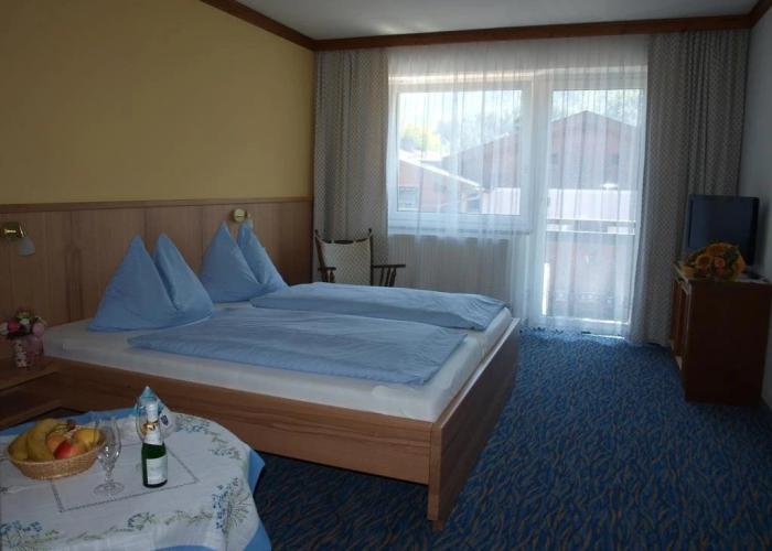 Eschenhof Bed & Breakfast & More