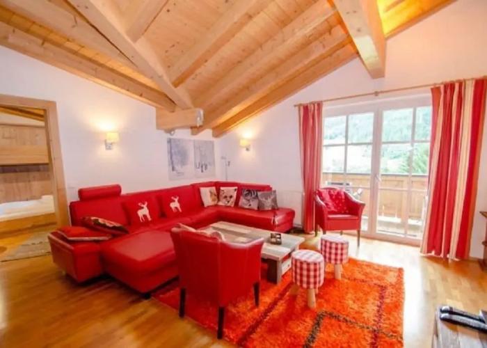 Penthouse All Seasons Lodge