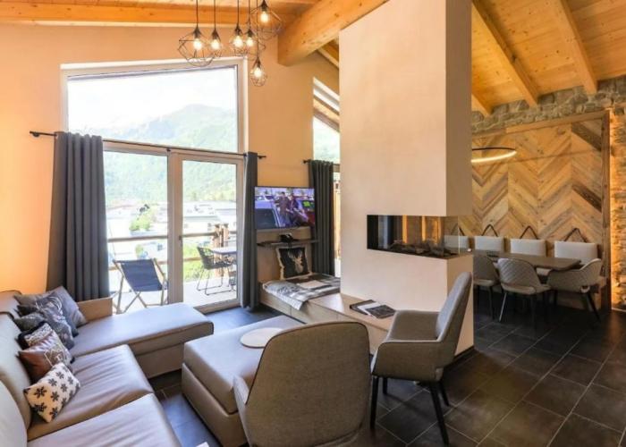 24 by AvenidA - Mountain Hotel