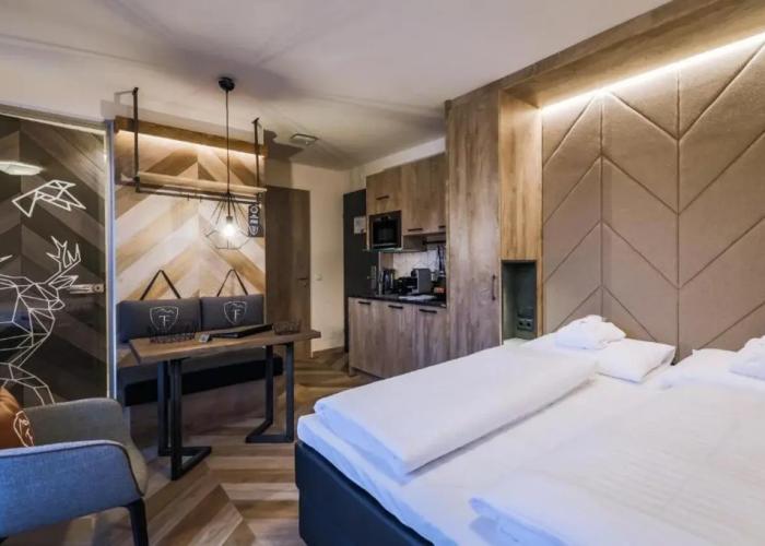 24 by AvenidA - Mountain Hotel