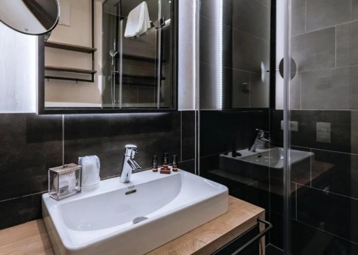 24 by AvenidA - Mountain Hotel