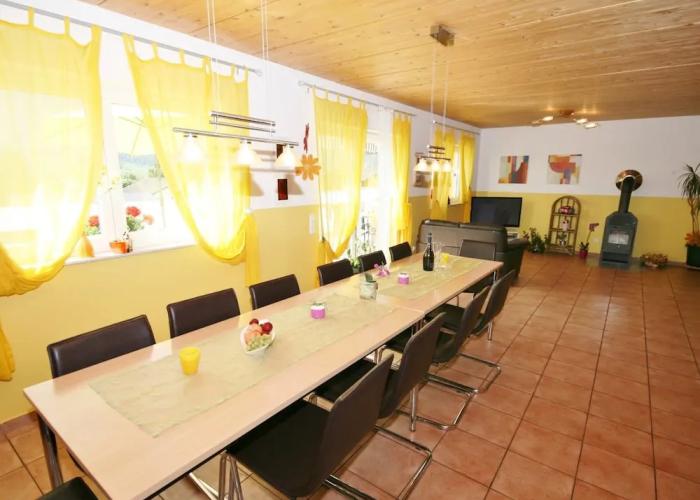 Spacious Chalet in Piesendorf With Sauna