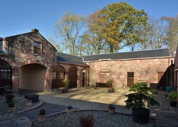 Finnich Cottages