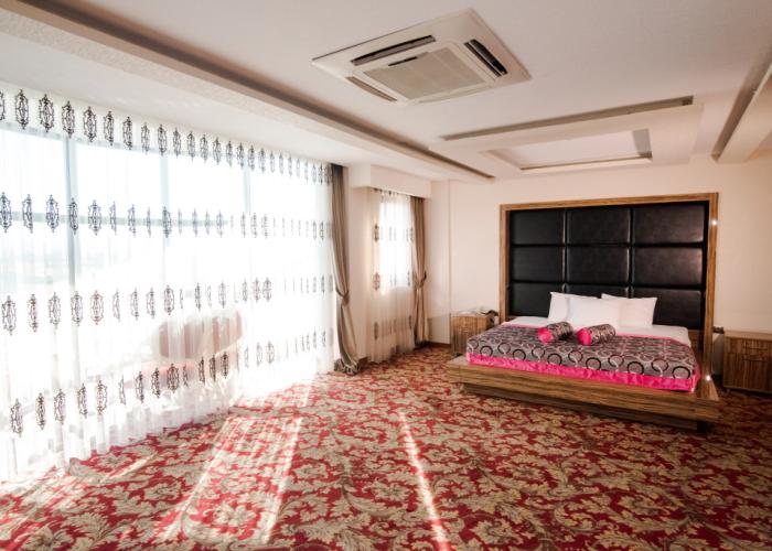 Grand Hotel And Convention Centre Karaman