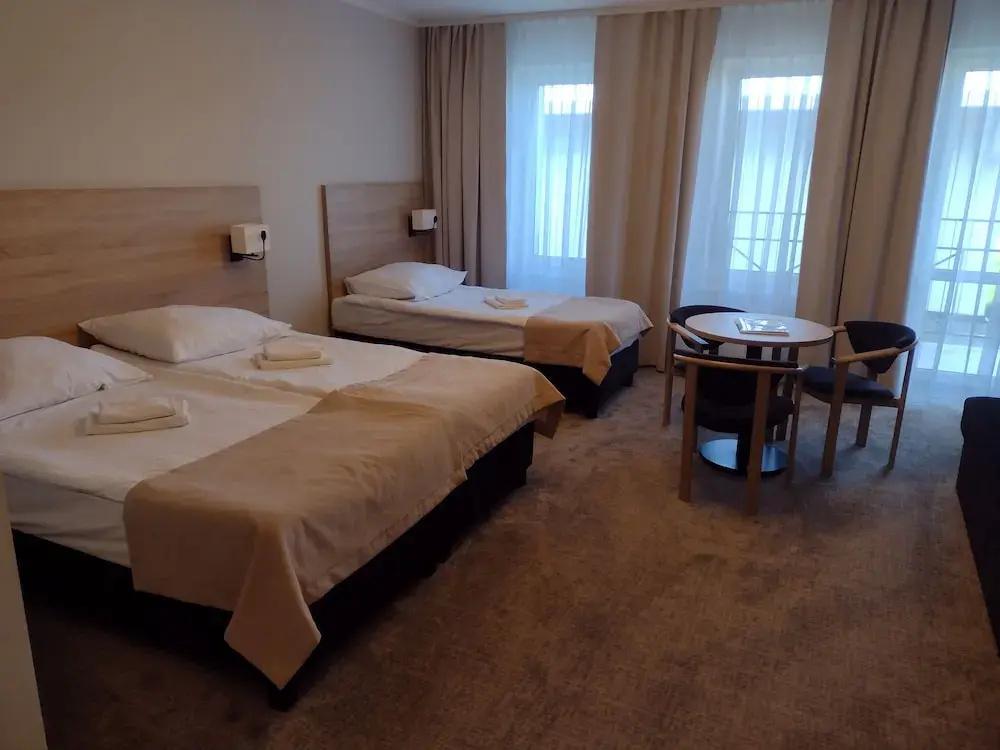 фото Hotel NAT Sarbinowo
