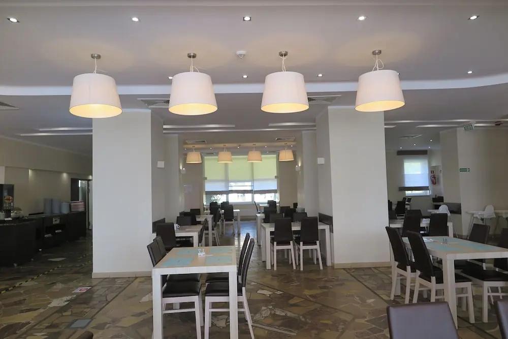 фото Hotel NAT Sarbinowo