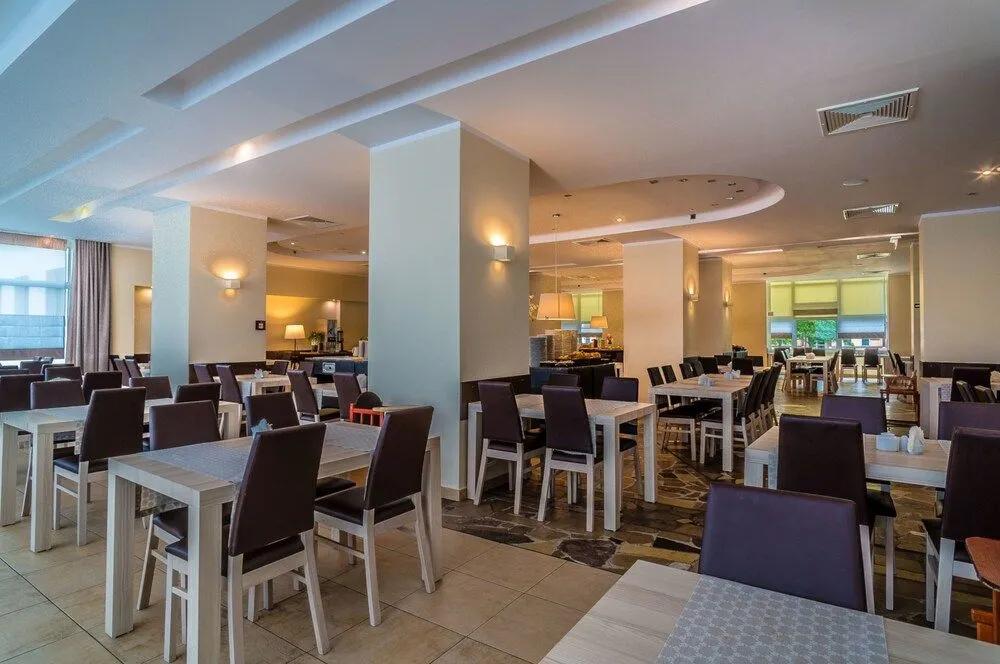фото Hotel NAT Sarbinowo