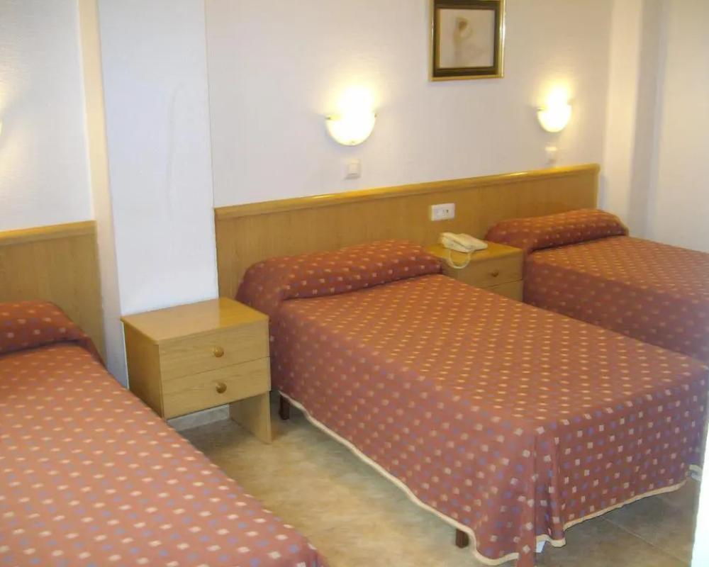 фото Hostal El Altet
