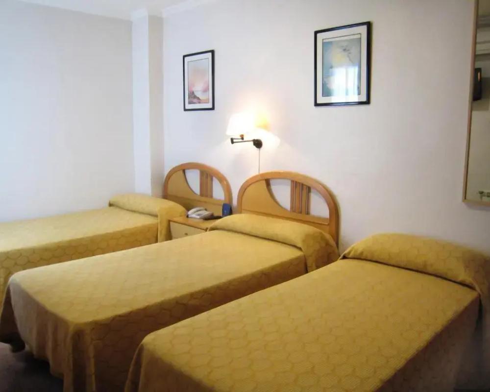 фото Hostal Pensimar