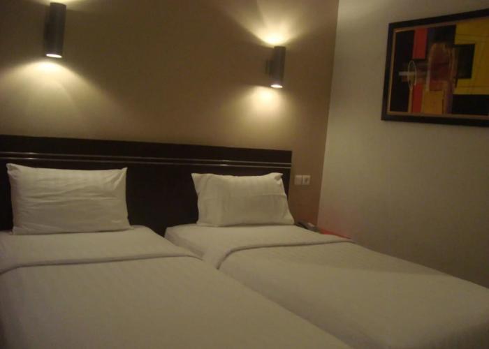 Fortune Hotel