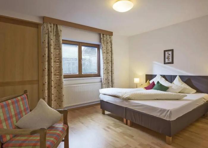 Apartment With Zillertal Alps Views