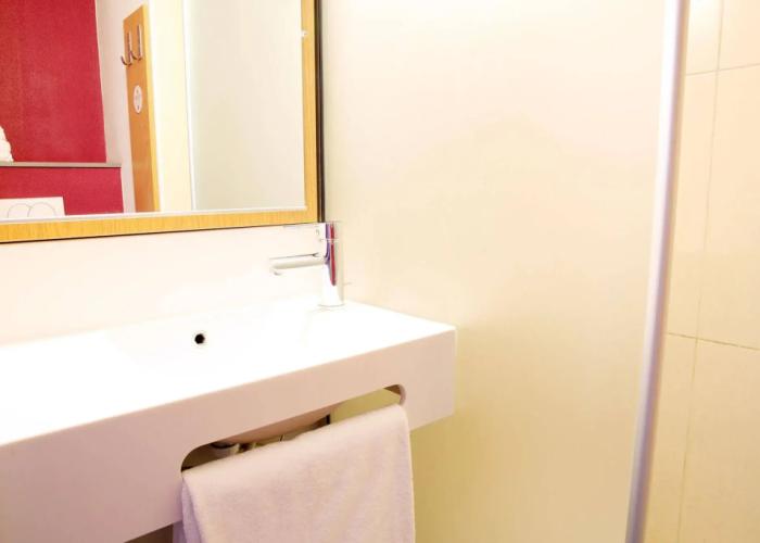 B&B HOTEL Aix-en-Provence Le Tholonet