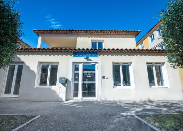 Comfort Aparthotel Aix Le Tholonet