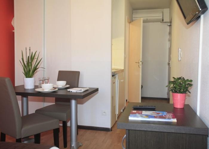 Comfort Aparthotel Aix Le Tholonet