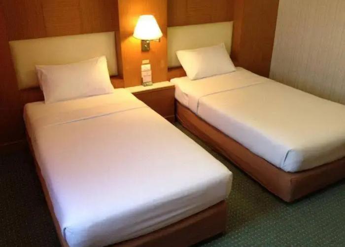 River Hotel The Budget