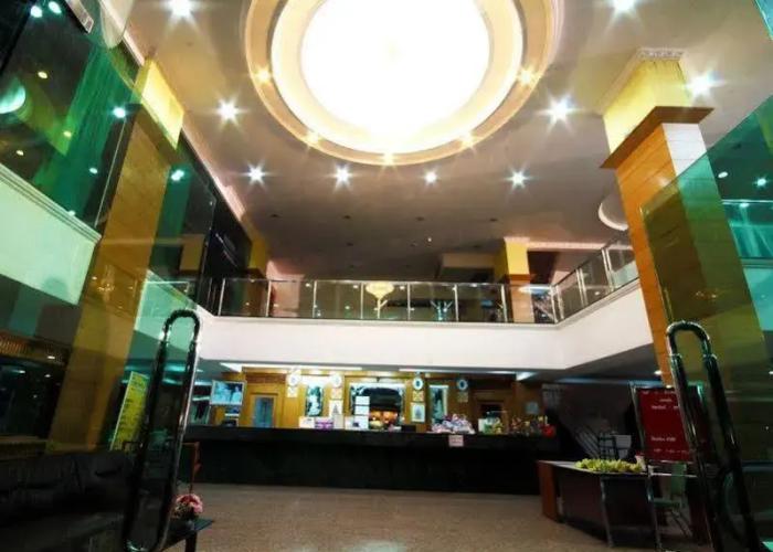 River Hotel The Budget