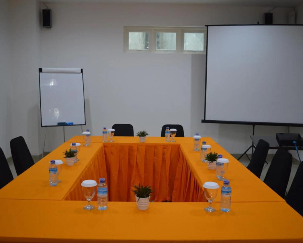 фото M Hotel