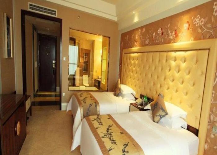 Fortune International Hotel
