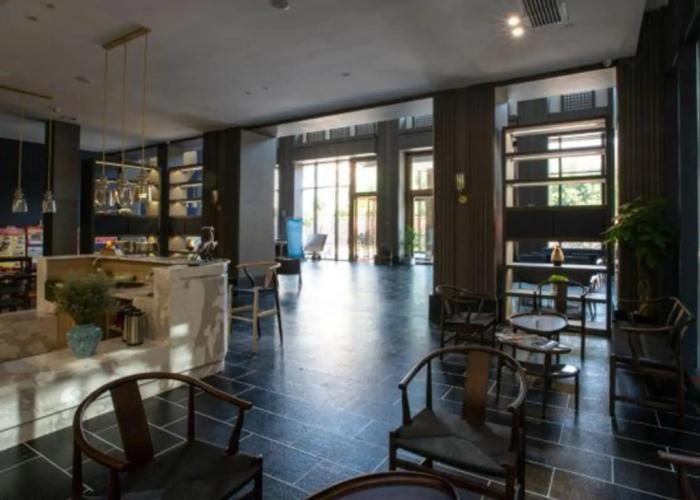 Wanfenglin Baihua Hotel