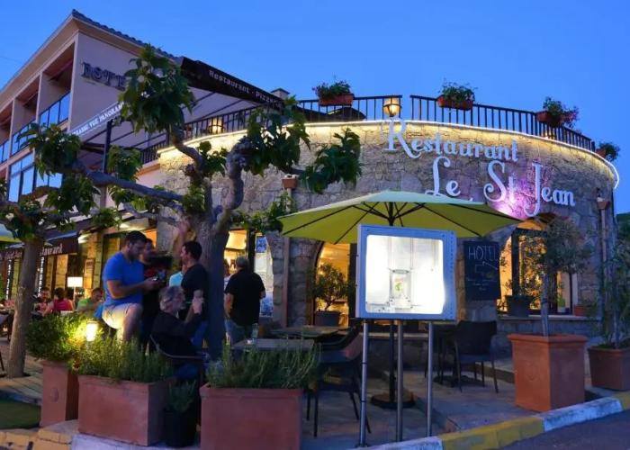 Hotel le Saint Jean