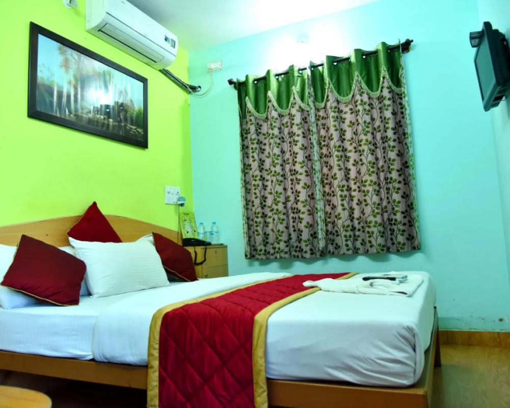 фото Housefinch Residency
