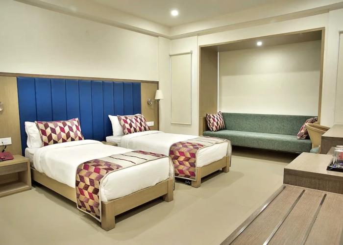 Purple Cloud Hotel