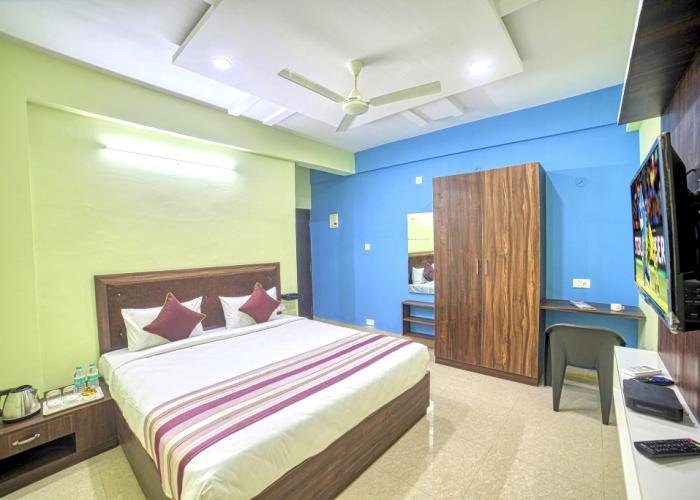 Red Key Bangalore Airport Hotel