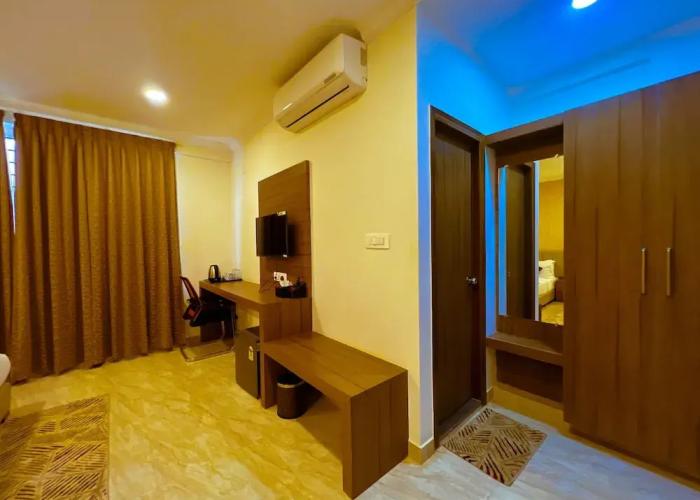 Hotel Sterling Inn Near Bangalore International Airport